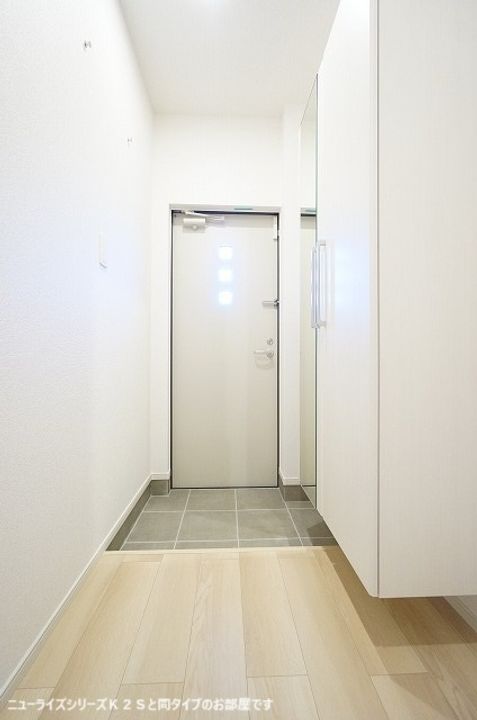 ロワイヤルフジガーデンⅡの玄関