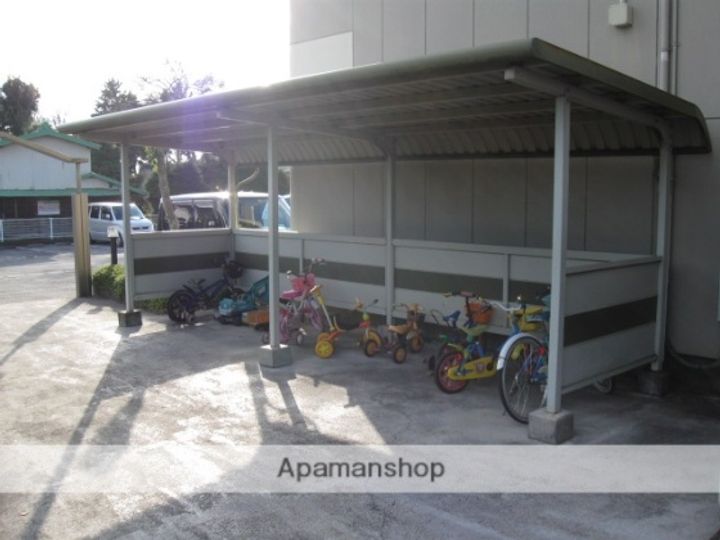 モントレーツチヤAの外観