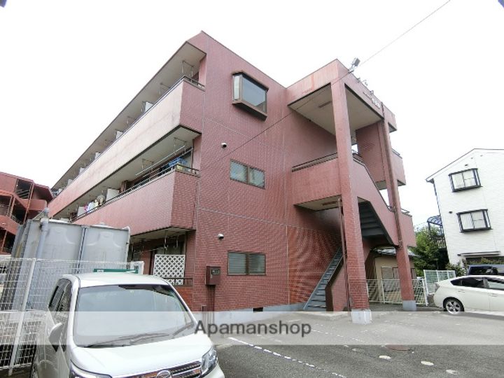 ロイヤルパレス参番館の外観