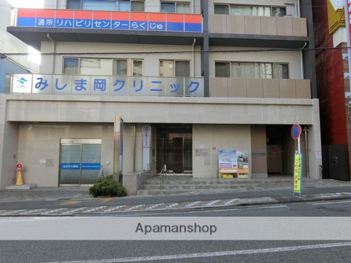 ジルコーバ301の周辺