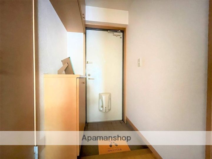 静岡県沼津市大岡の賃貸マンション102の玄関