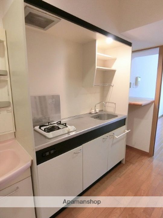 ロイヤルキャビン18のキッチン