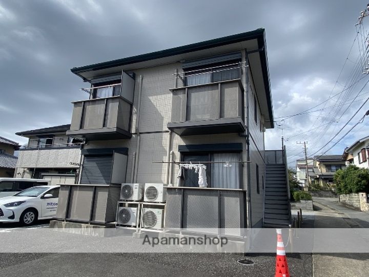 静岡県沼津市東椎路の賃貸アパート102の外観