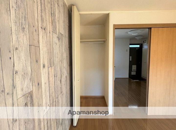 スカイコート小野沢A201の内装