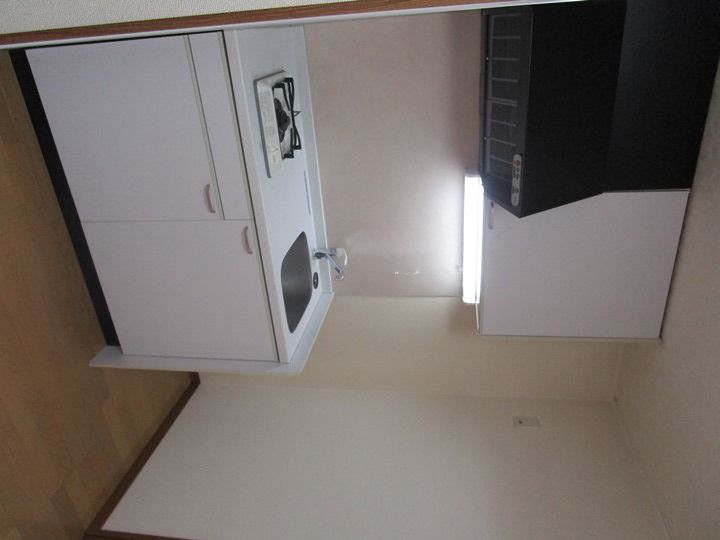 静岡県沼津市岡宮の賃貸マンション102のキッチン