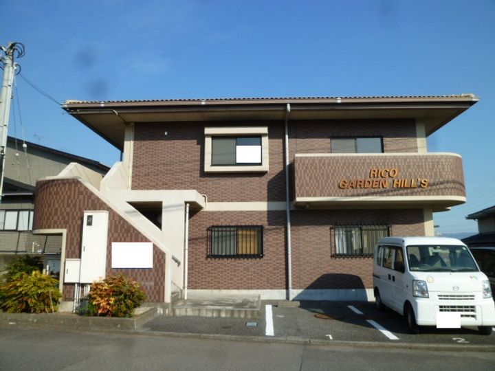 静岡県沼津市岡宮の賃貸マンション102の外観