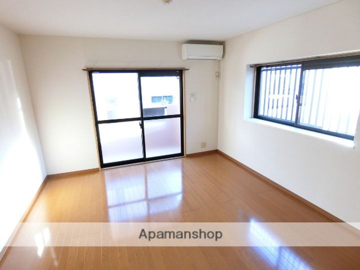 ウェストフィールド壽106の居間