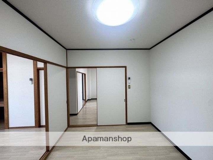 シティパレス柿島の内装