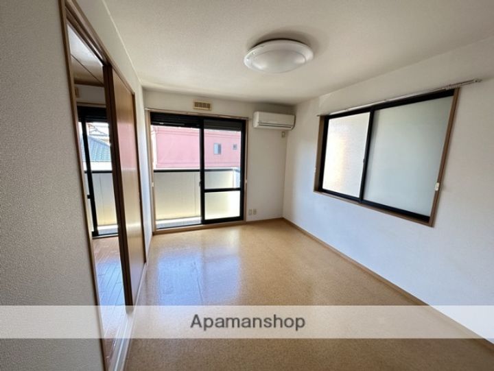 静岡県沼津市大諏訪の賃貸アパートの内装