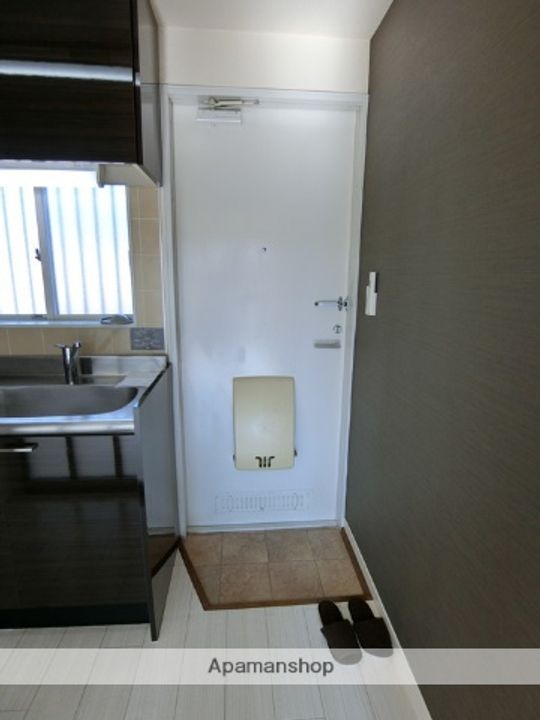 静岡県沼津市石川の賃貸アパート102の玄関