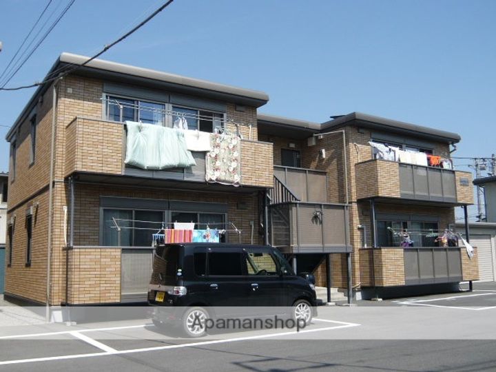 静岡県沼津市大諏訪の賃貸アパート201の外観