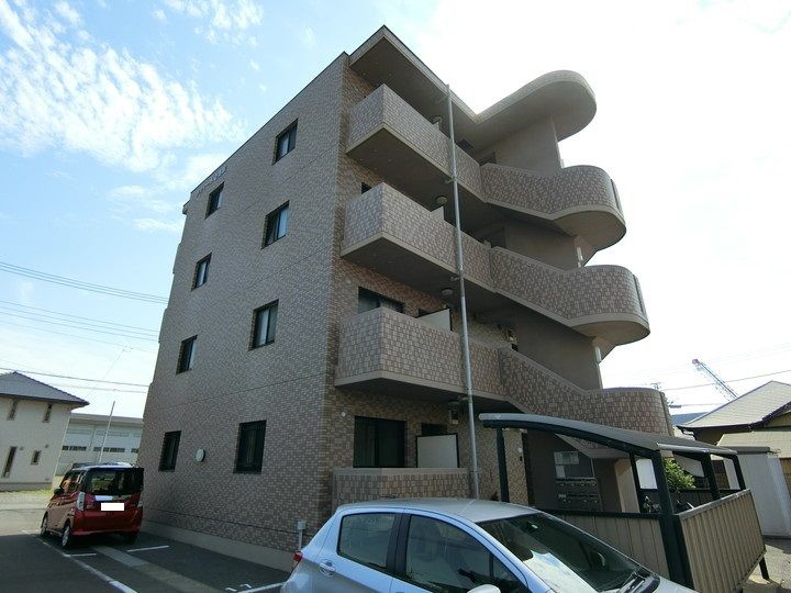 ラフィーネ壱番館の外観