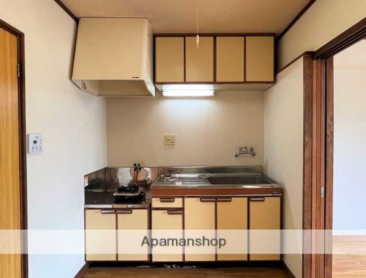 長岡アパートメントハウスⅡ302のキッチン