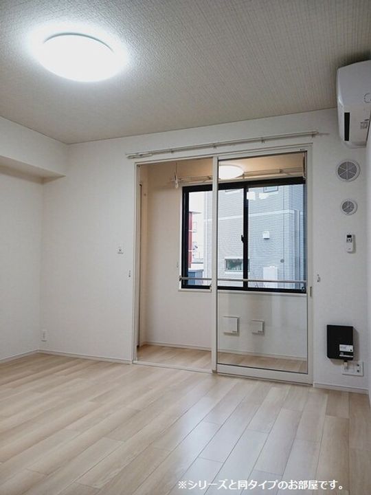 カルムコリーヌの居間
