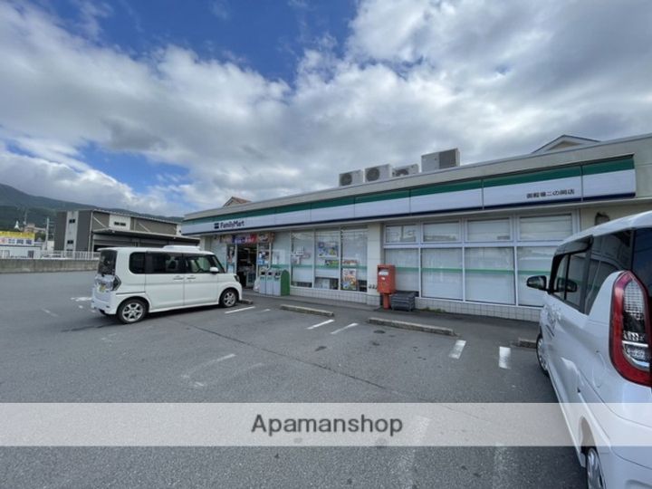 ガレージハウス FUJI PIT1の周辺