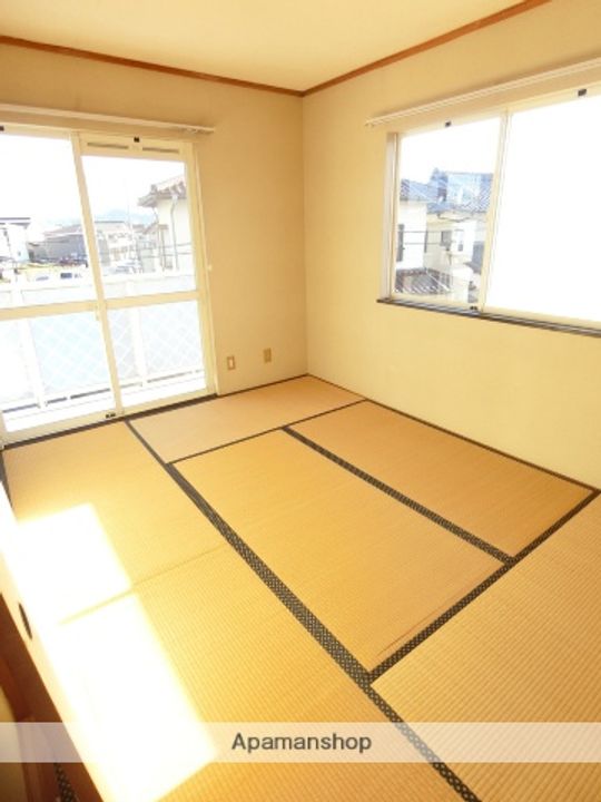 タウンハウス門池Fの内装