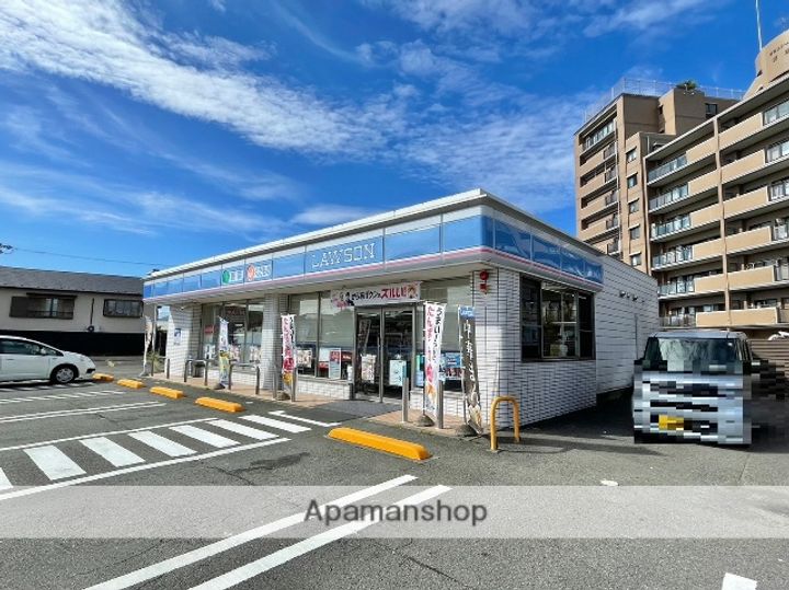 メゾネット・メイの周辺