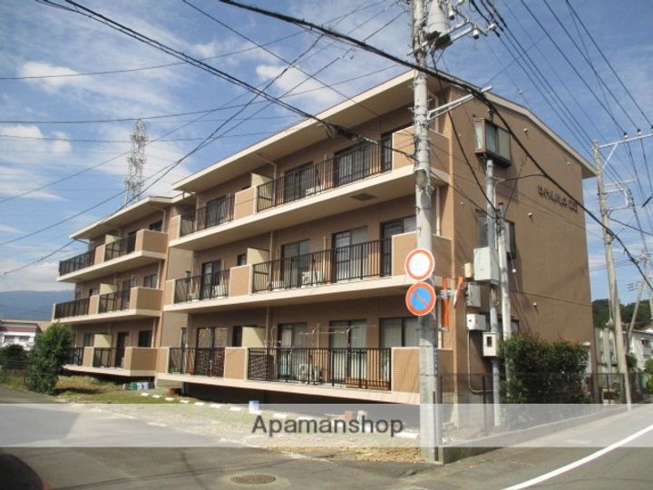 ロイヤルパレス徳倉202の外観