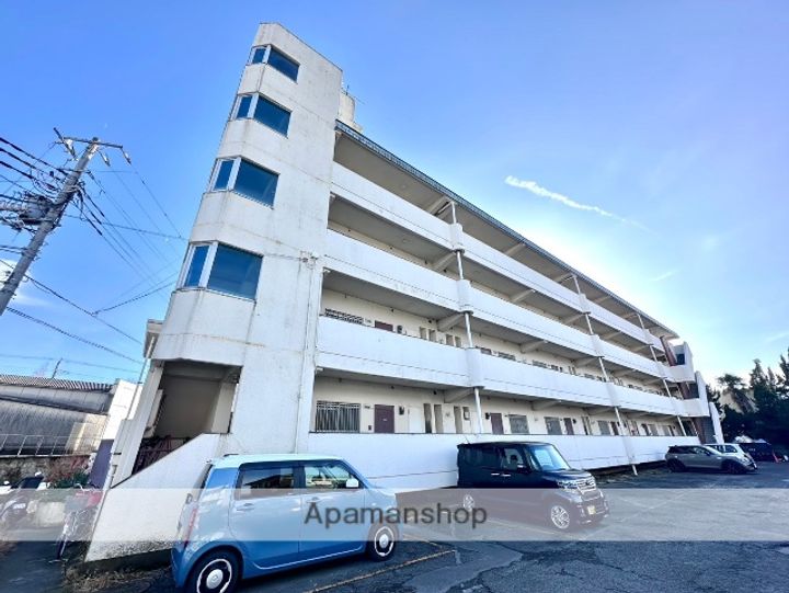 三恵マンション305の外観