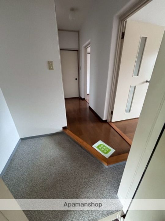 スカイコート高尾台の玄関