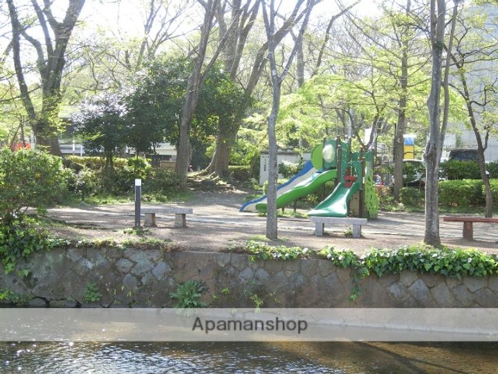 菰池パークハウスの周辺