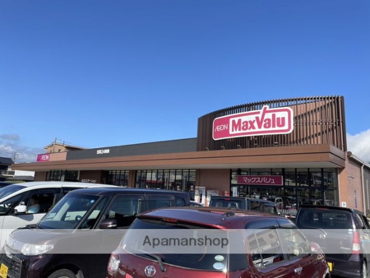 フォーレスタナベの周辺