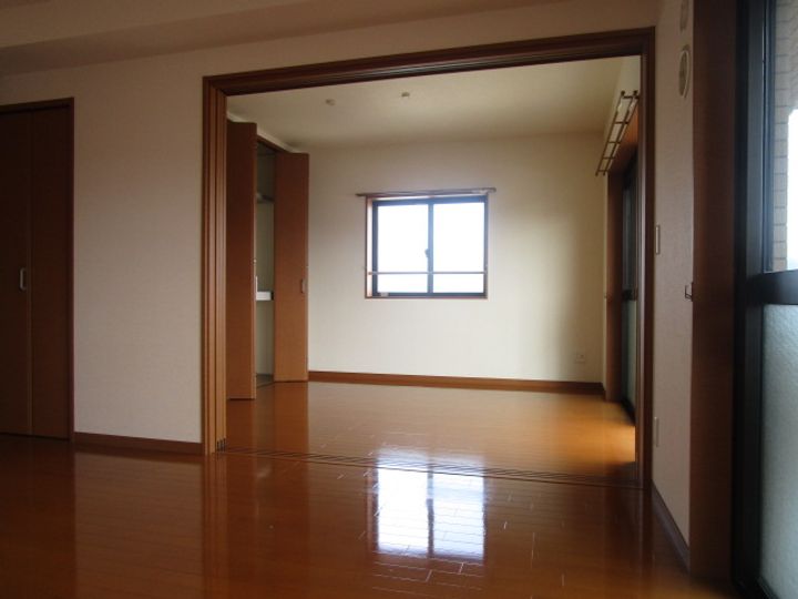 カルフール・パレの内装