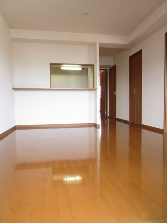 カルフール・パレの居間