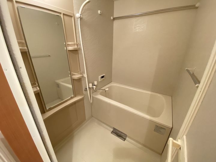 メゾン・ド 美菜里杏 弐番館の風呂