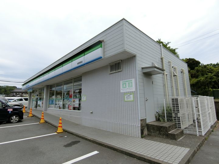 ルミナスハイツ市川の周辺