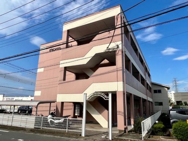 グランドパレス長泉Aの外観
