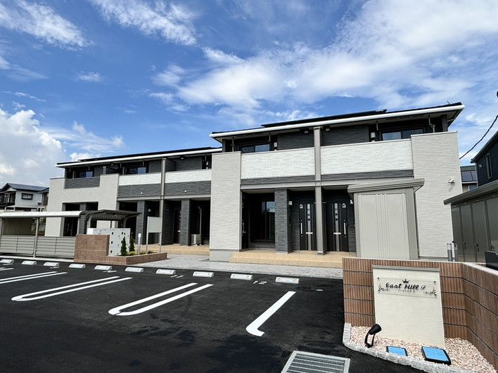 EAST HILL Fの外観