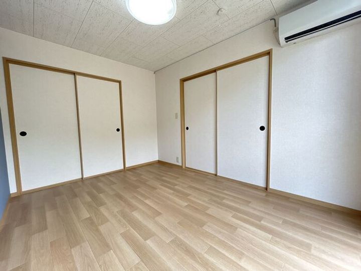 サニーコースト Bの内装