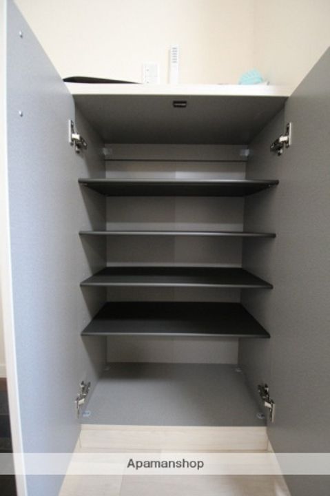 フレグランスコート佐野B101の内装