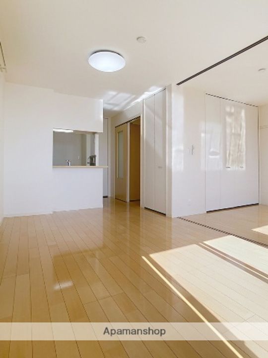 ビューテラス弐番館B202の居間