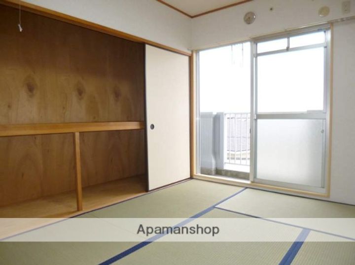 シャルマン駿河台の内装