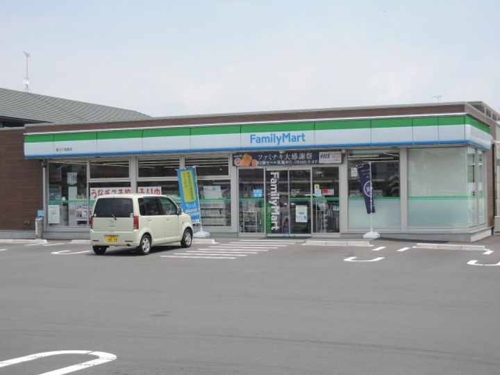 エムズ ドゥーエ Ⅱの周辺