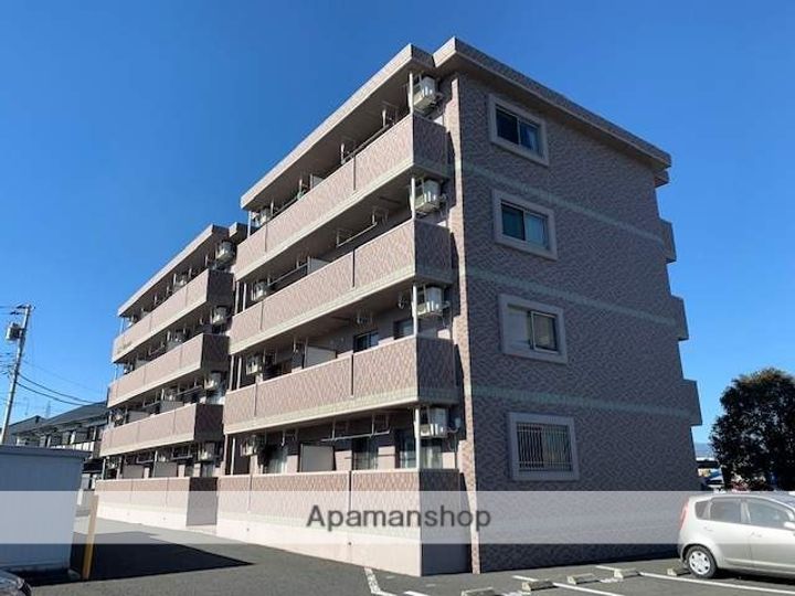 静岡県富士市前田の賃貸マンションの外観