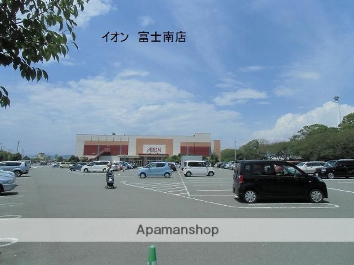 静岡県富士市前田の賃貸マンションの周辺