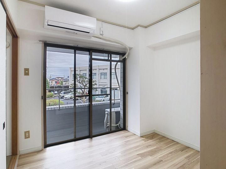 吉原パークハイツ205の居間