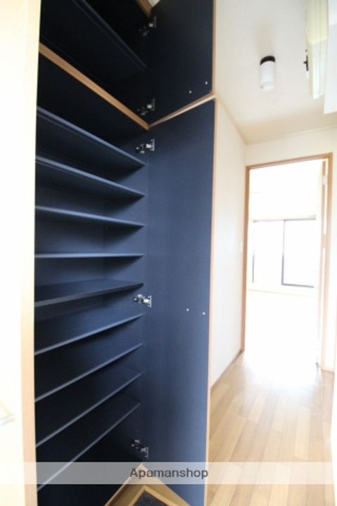 ロイヤル宝田の内装