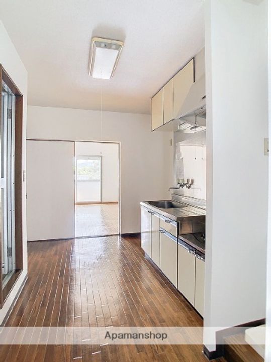 マンションレインボーの内装