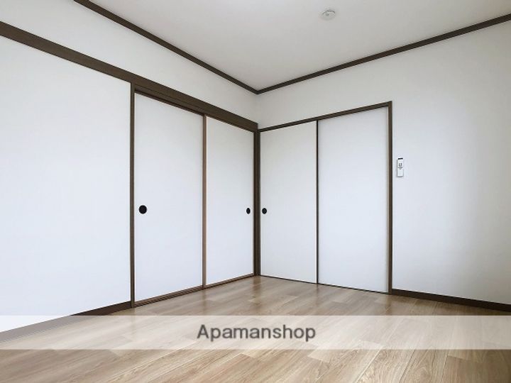 富士光コーポ蓮台105の内装