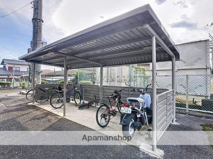 プレミール杉山205の外観