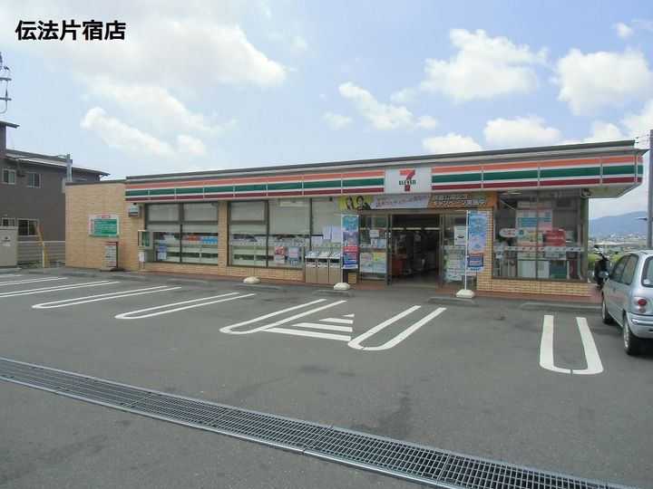 アンジュクレールの周辺
