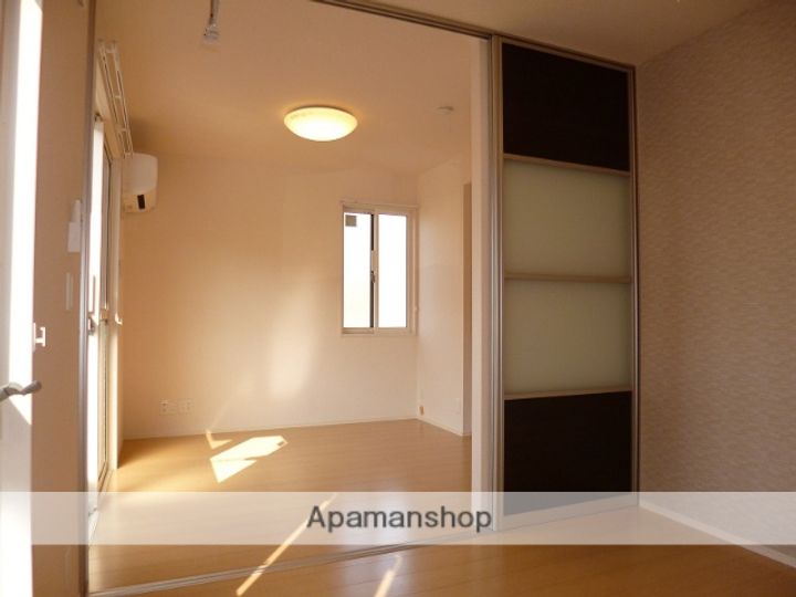 サンライフ B101の内装