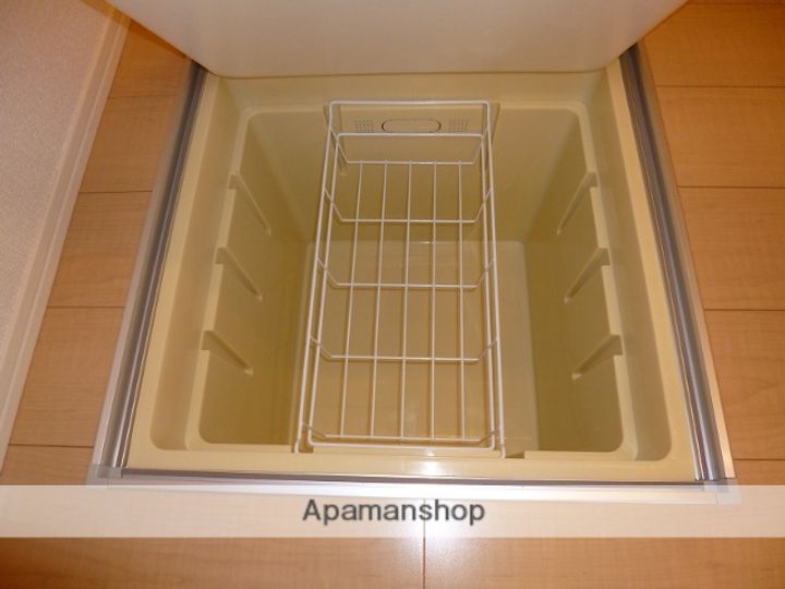 サンライフ B101の内装