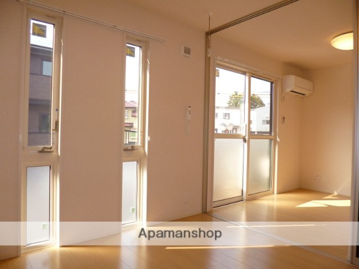 サンライフ B101の内装