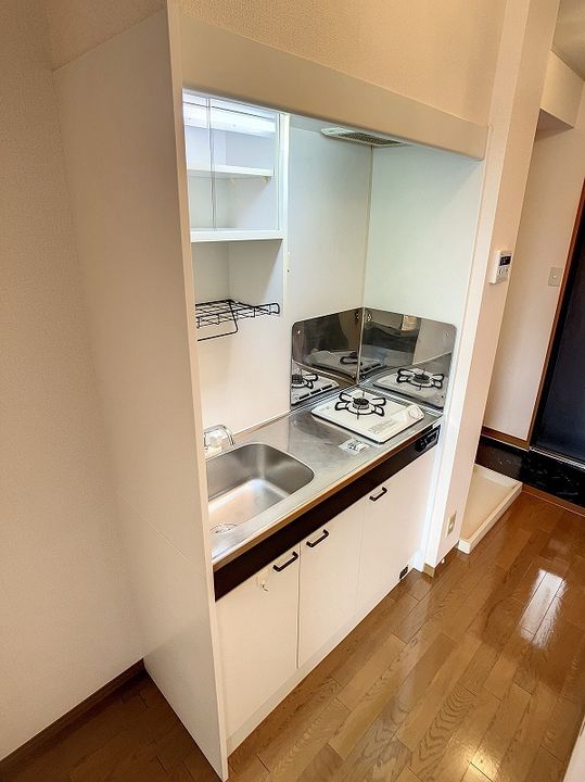 コーラル三園202の内装