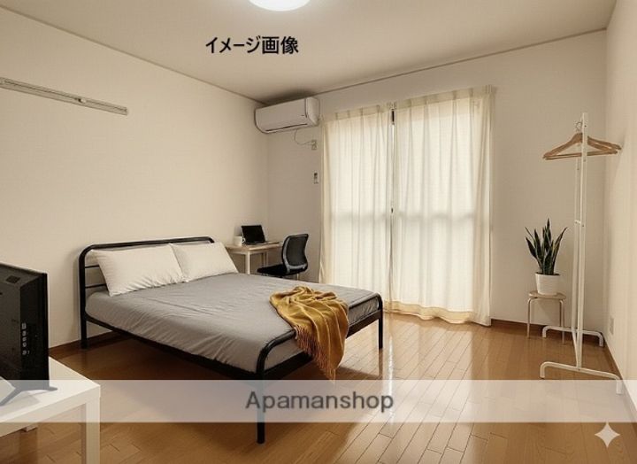 コーラル三園202の居間